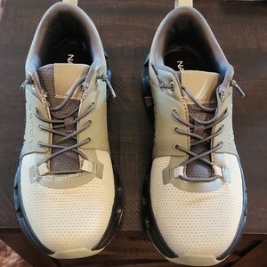 Nautica Men's Athletic Shoes - Cream and Gray